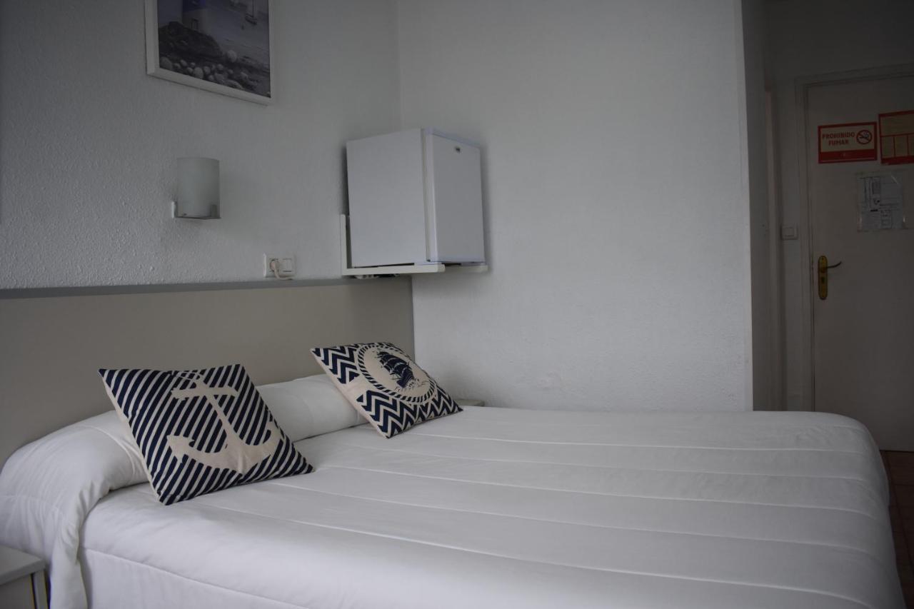 סנטנדר Hostal Lucy מראה חיצוני תמונה