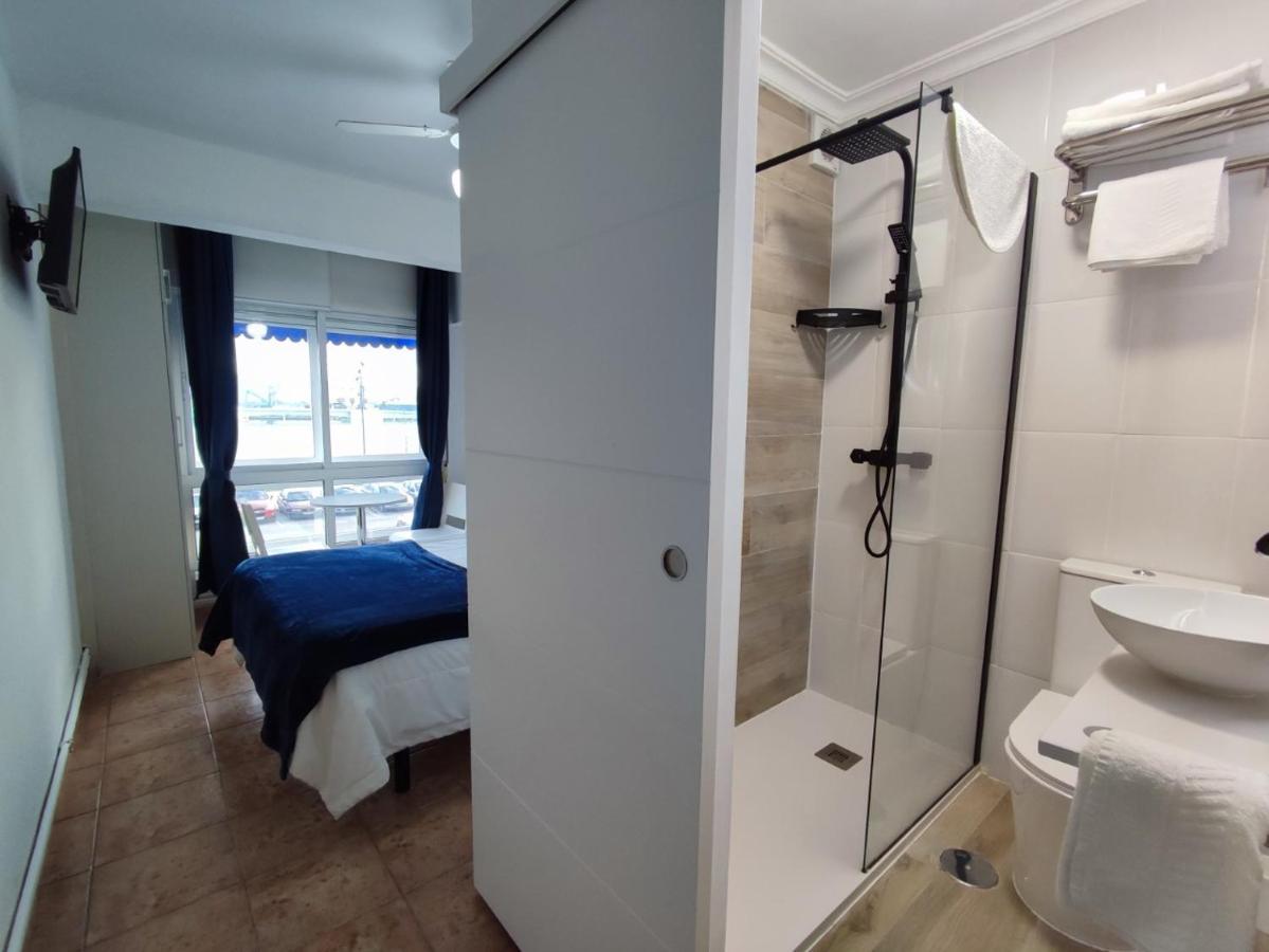 סנטנדר Hostal Lucy מראה חיצוני תמונה