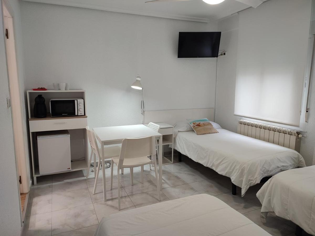 סנטנדר Hostal Lucy מראה חיצוני תמונה