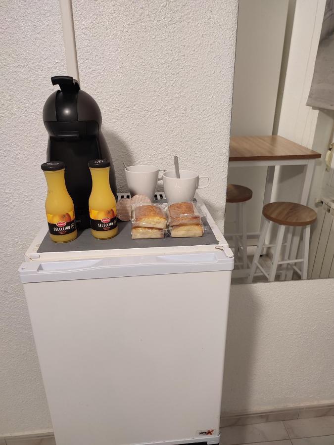 סנטנדר Hostal Lucy מראה חיצוני תמונה