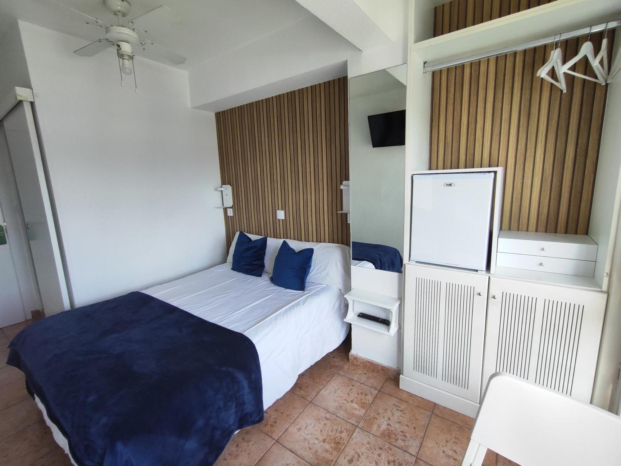 סנטנדר Hostal Lucy מראה חיצוני תמונה